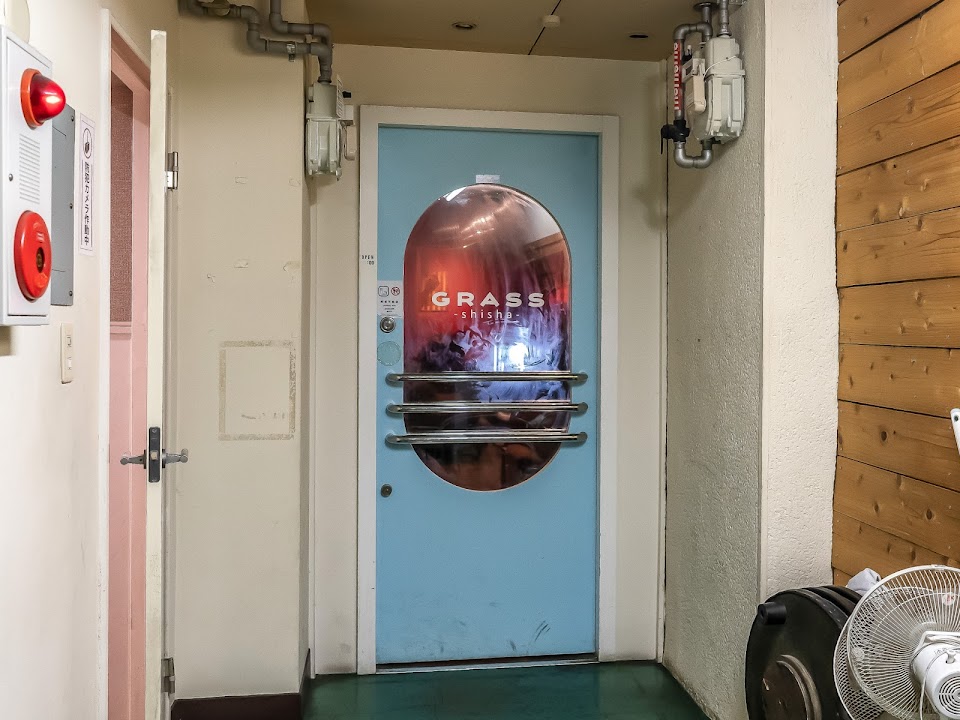 すすきのにあるシーシャが美味しいBAR GRASSの写真 3枚目