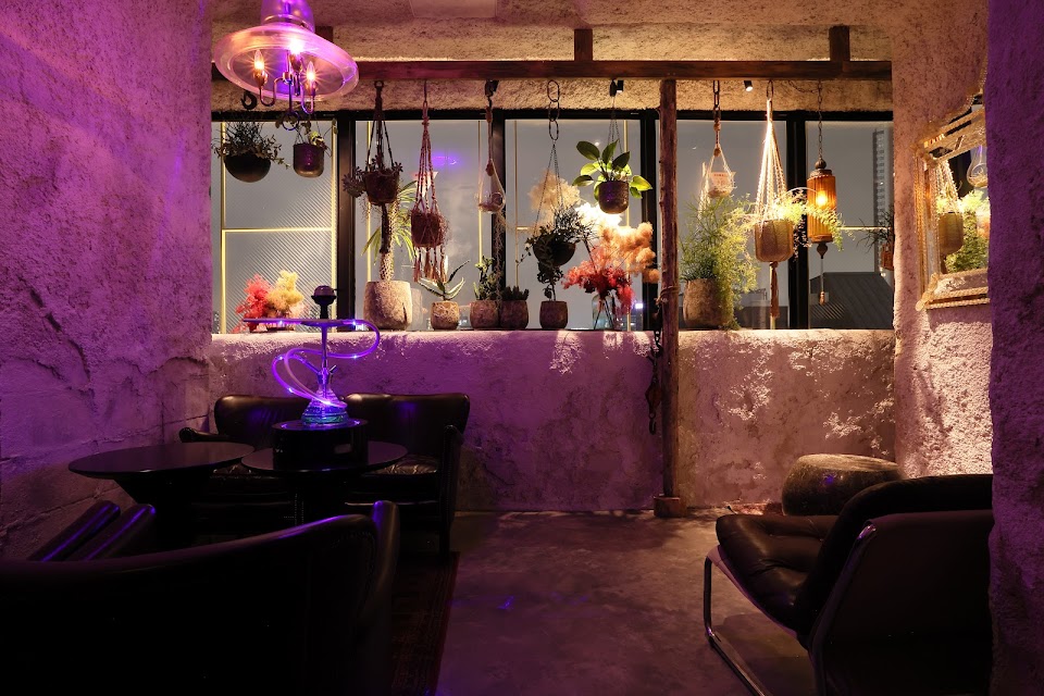 シーシャラウンジ チルラグ 六本木店|SHISHA LOUNGE Chillrug TOKYO Roppongi