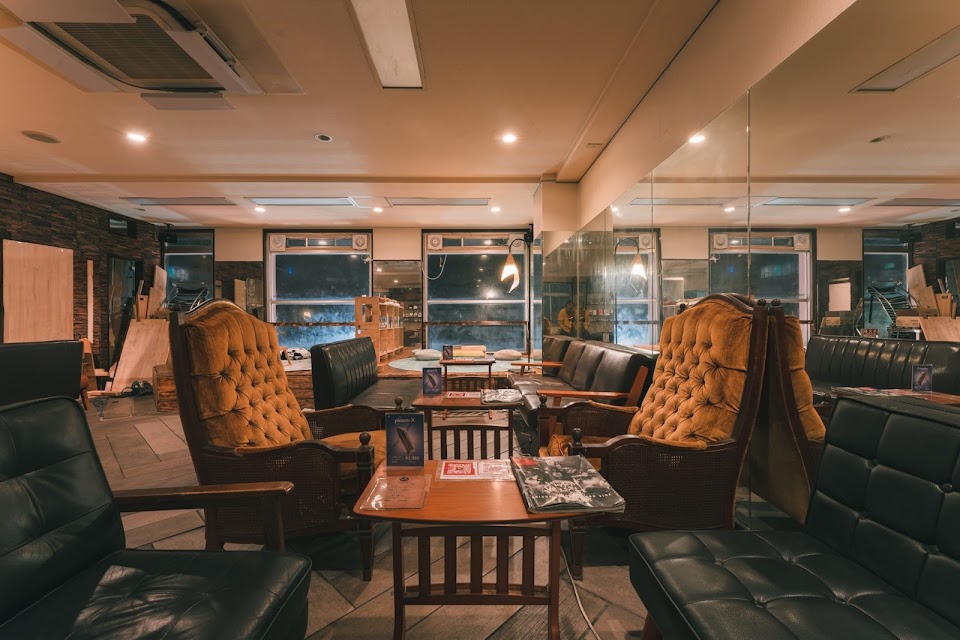 シーシャカフェ&バー NORTH VILLAGE なんば道頓堀店(hookah lounge cafe bar)