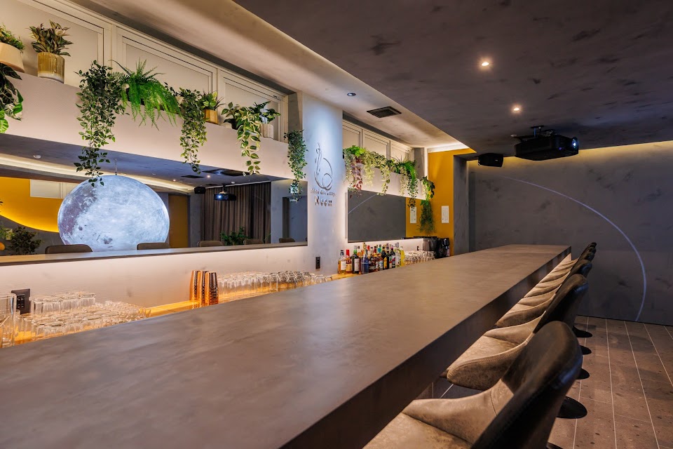 Shisha Cafe Lounge Neom/シーシャカフェラウンジネオン 名古屋栄店（hookah lounge Neom）