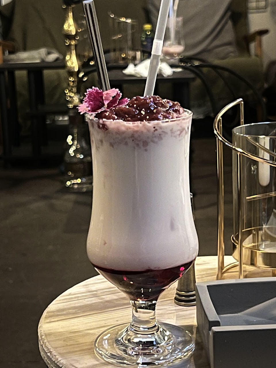 シーシャカフェ&バー 花涼ずの写真 2枚目