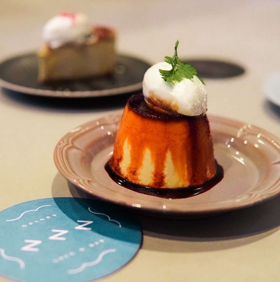 札幌 シーシャ カフェ & バー ヌヌヌ 本店 / SHISHA CAFE & BAR NNNの写真 2枚目