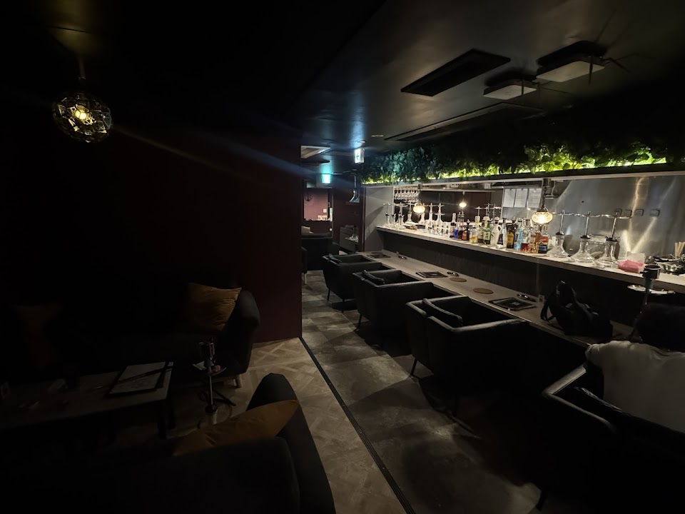シーシャ カフェ＆バー C.STAND （シースタンド）新橋SL広場店の写真 3枚目