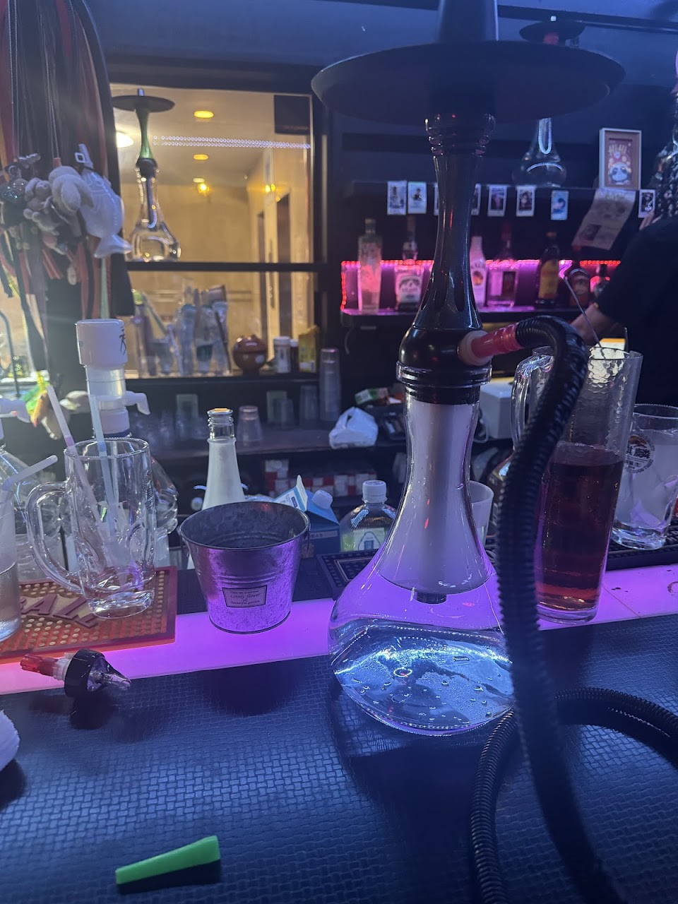 School Of Shisha(S.O.S)シーシャバー 心斎橋 3