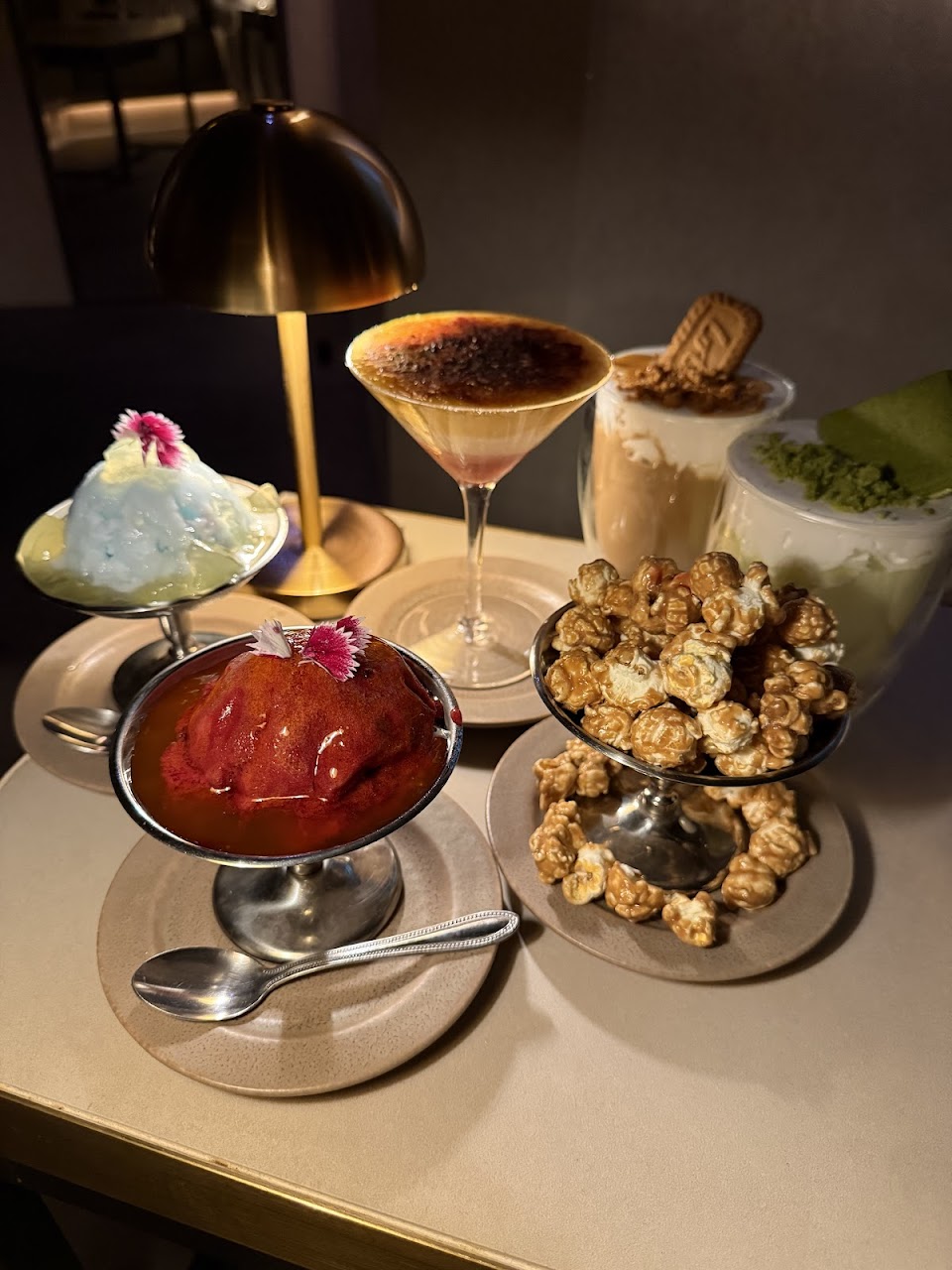 シーシャカフェ&BAR Theater99の写真 3枚目