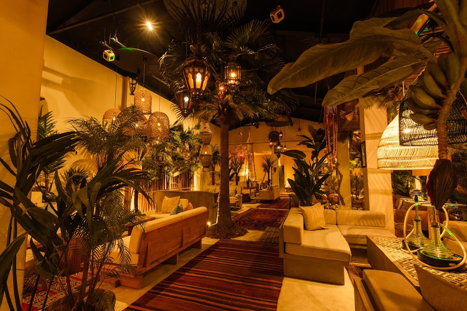 シーシャラウンジ チルラグ 名古屋 グランデ 栄店｜SHISHA LOUNGE Chillrug NAGOYA Sakae Grande