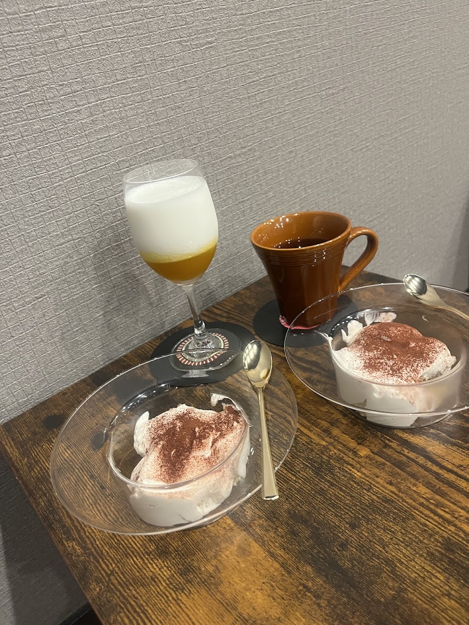 シーシャカフェ&バーEASEの写真 2枚目