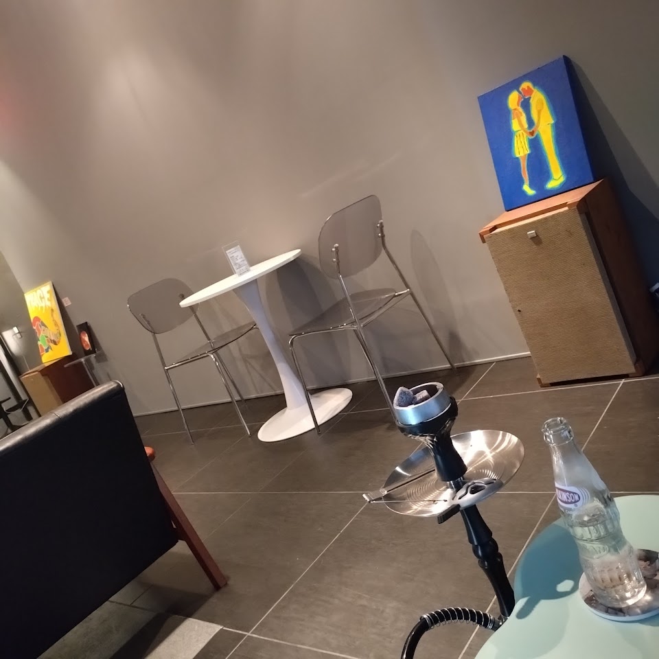 シーシャカフェバー SHAZの写真 3枚目