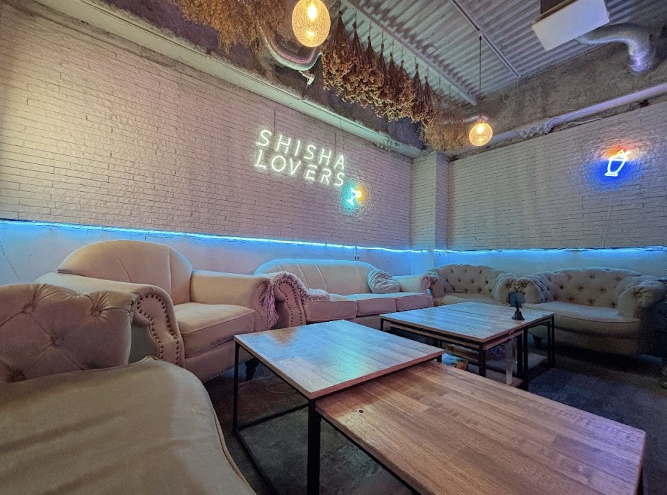 No Name SHISHA BAR(裏)店（ノーネームシーシャバー）の写真 2枚目