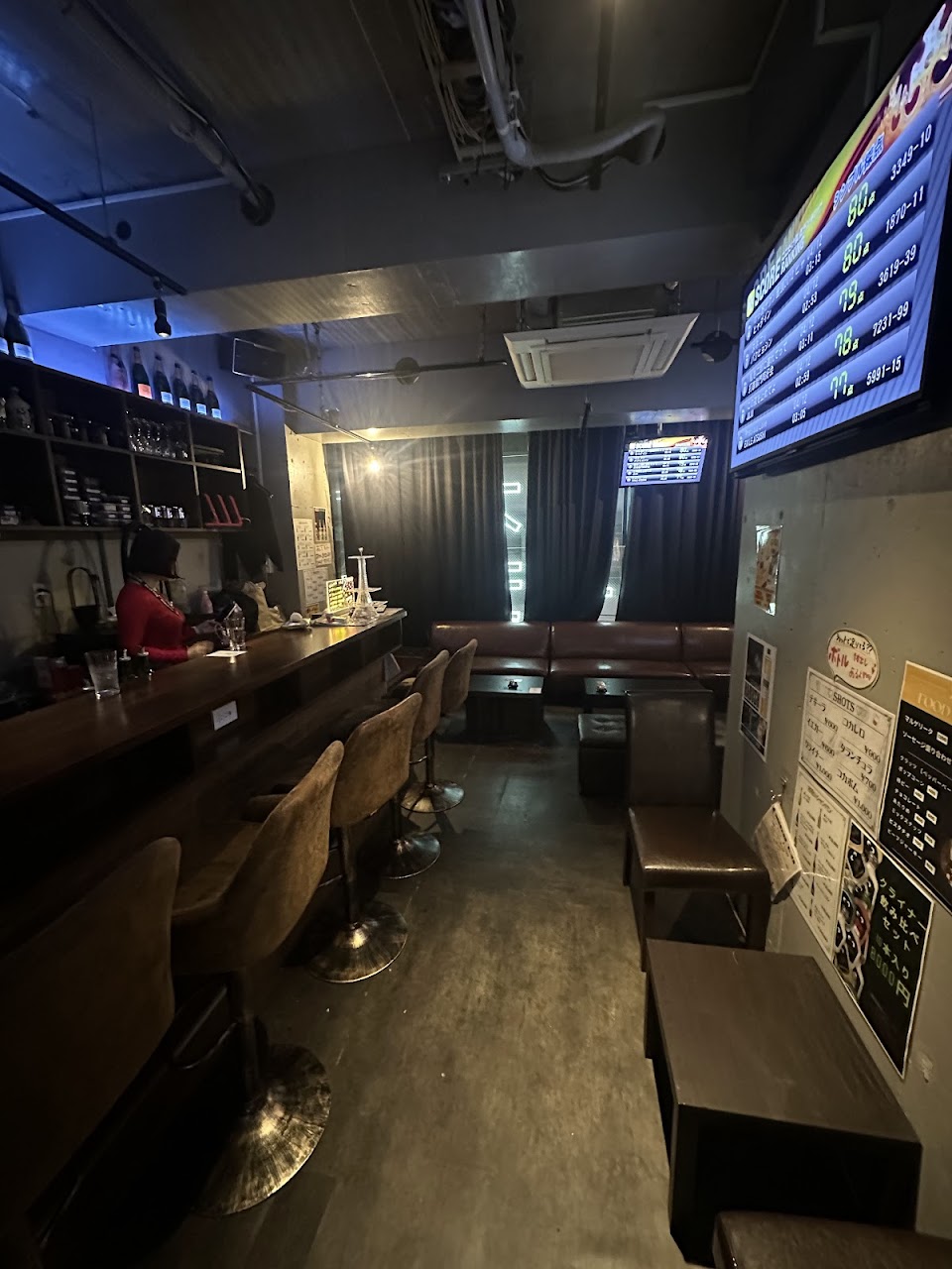 カラオケ＆シーシャバー 野毛の秘密基地の写真 2枚目