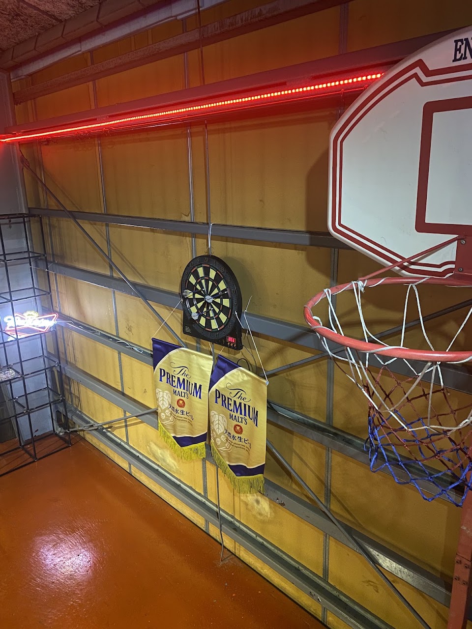 cafe bar C&C garage