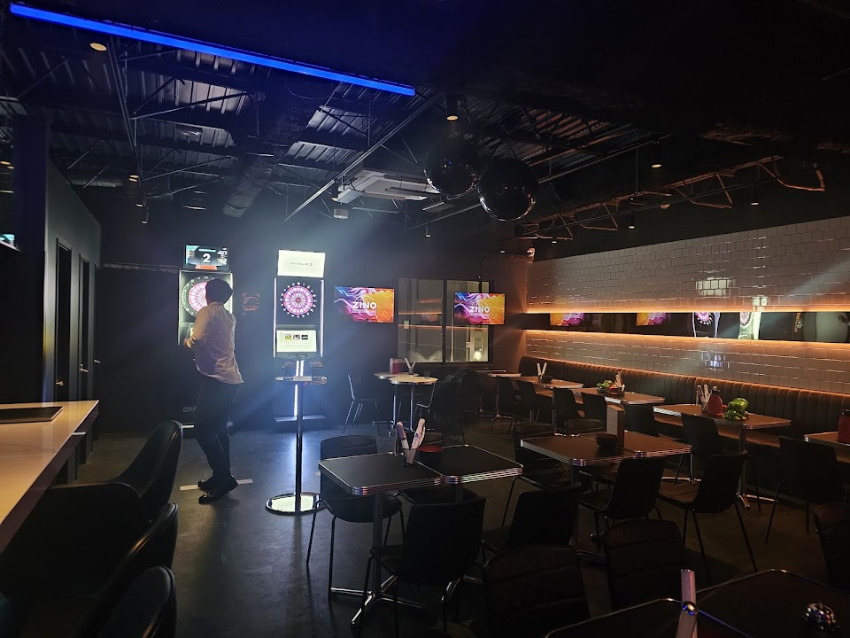 ダーツバー＆カラオケバー ZINO （ジーノ）津田沼店の写真 3枚目
