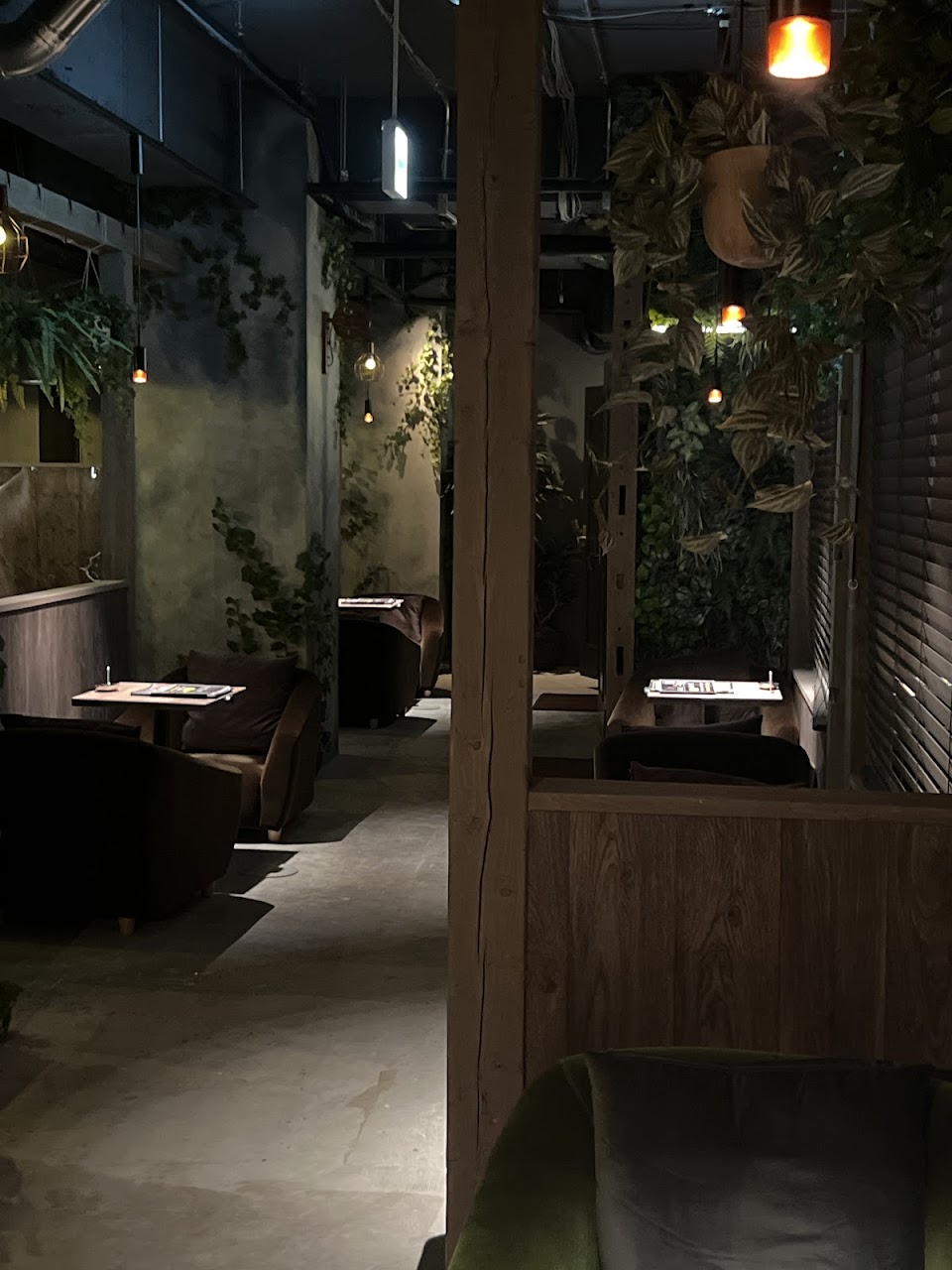シーシャ カフェ&バー C.STAND(シースタンド)大宮南銀座通り店の写真 2枚目