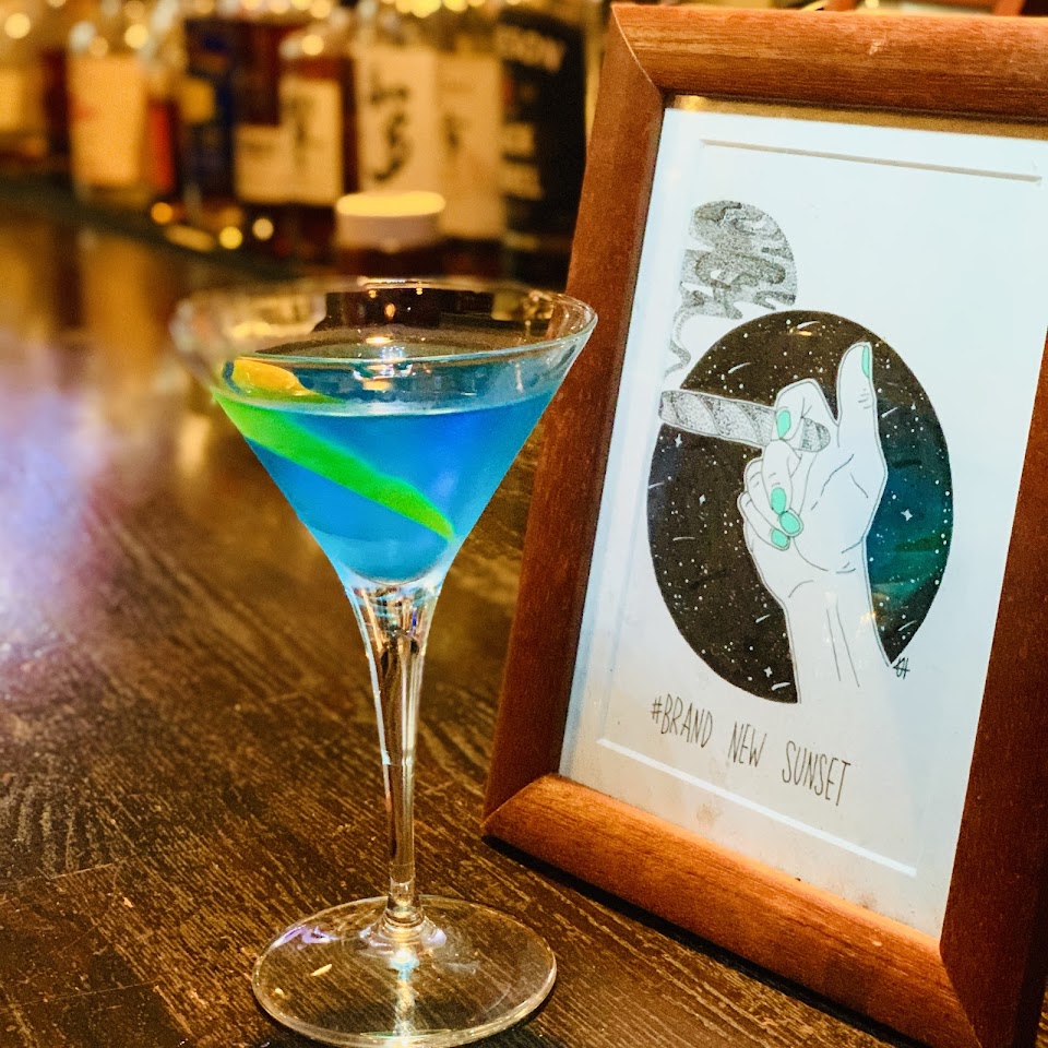 CASUAL CIGAR&BAR Brand New Sunsetの写真 2枚目