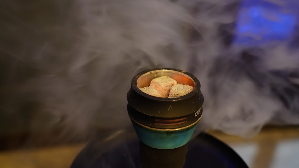 大井町 シーシャカフェ&バー "うむむ"（ Shisha Cafe & Bar "Umm" ）の写真 2枚目