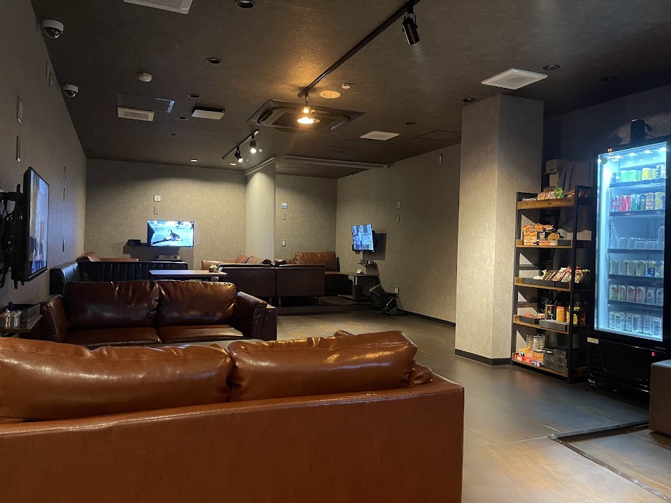 CHILL STATION ちるらちぬ (Shisha lounge)