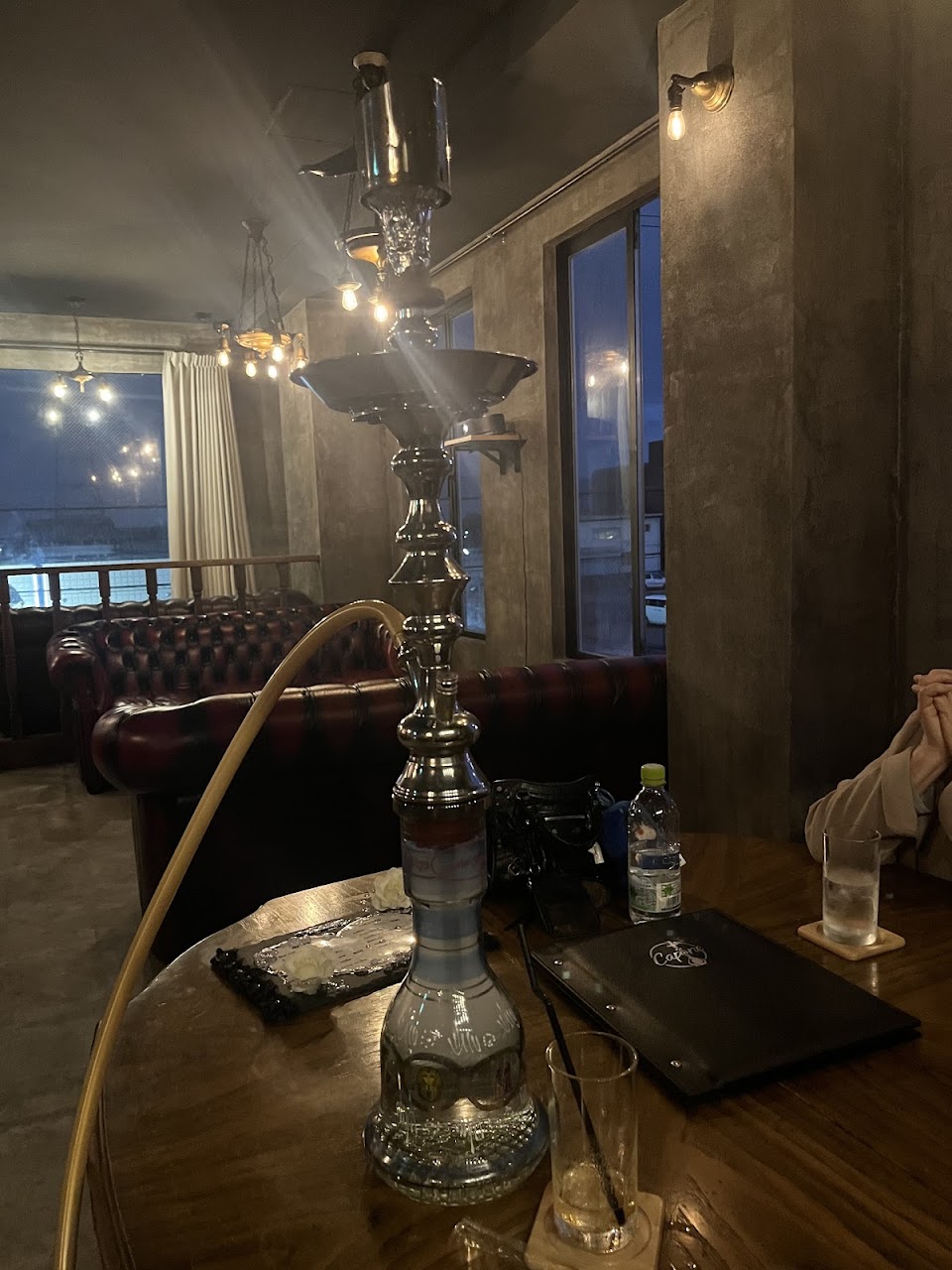 SMOKE EASY CAPONE SHISHA シーシャカフェ&バーの写真 3枚目