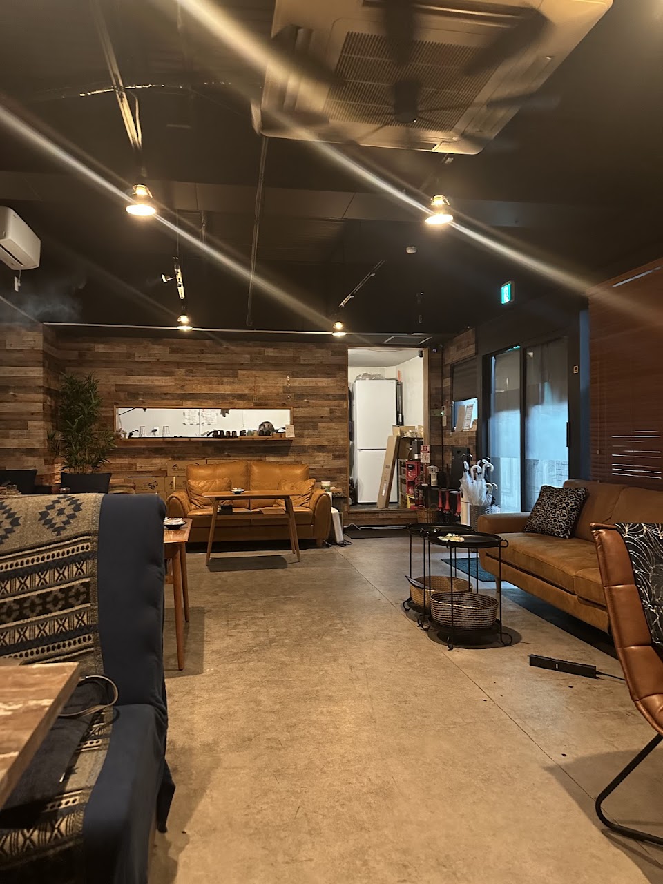 Shisha cafe & bar チルラチル｜本町シーシャの写真 3枚目
