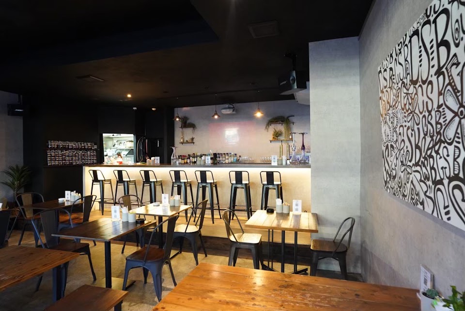 C.S.B 天王寺店 シーシャカフェ&バー