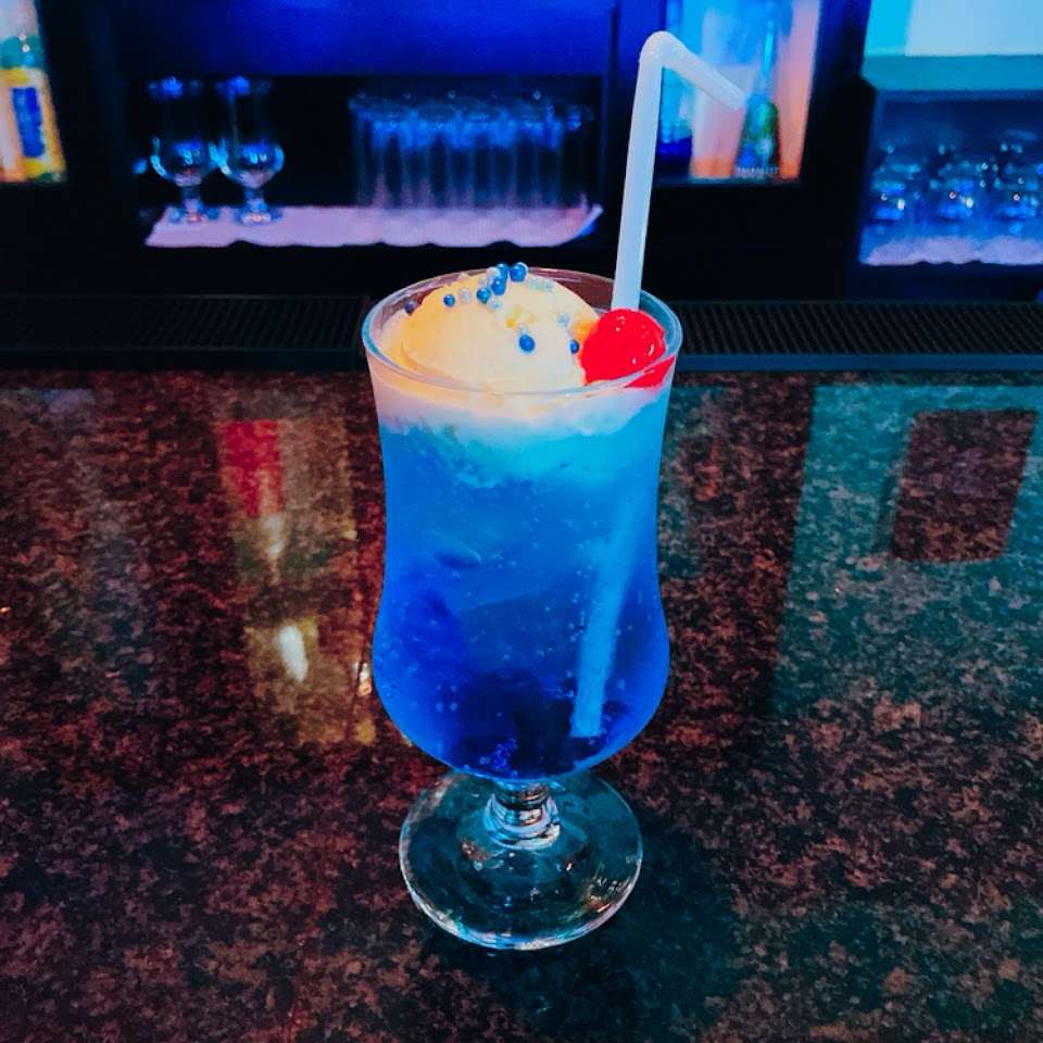 十三 SHISHA BAR 海煙(くらげ)の写真 2枚目