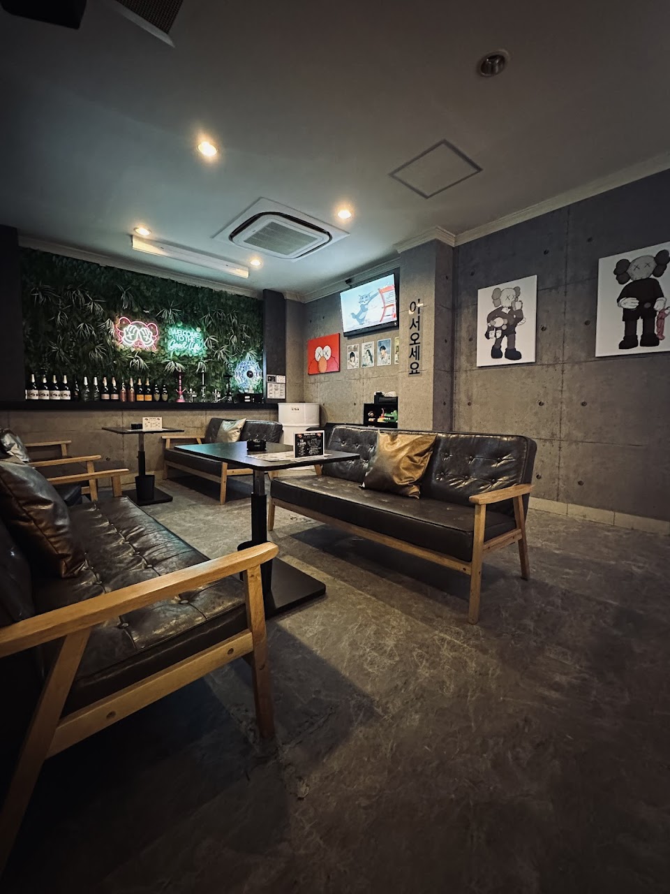 BAR・IPSUL－IIZUKA－(バー・イプスル－イイヅカ－)の写真 3枚目