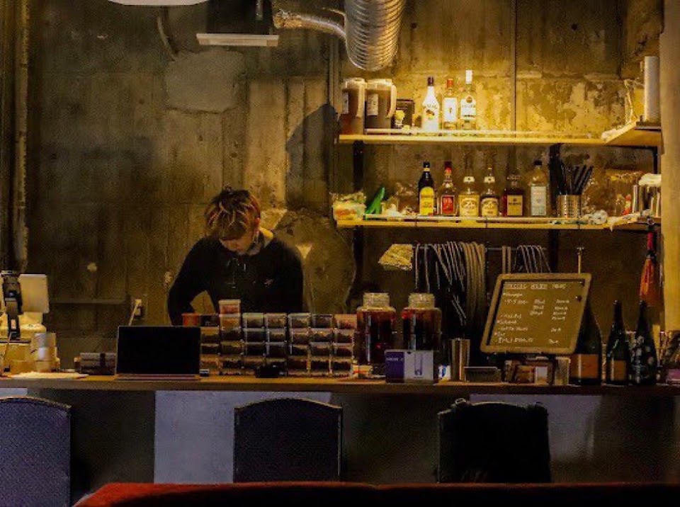 神田シーシャ Axe Shisha Cafe "A×S"の写真 2枚目