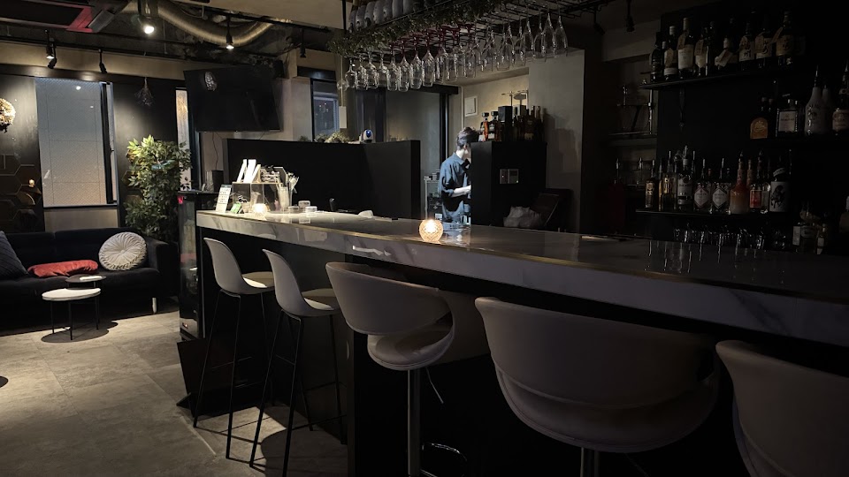 October 10th -shisha&herb Cafe Bar-の写真 3枚目