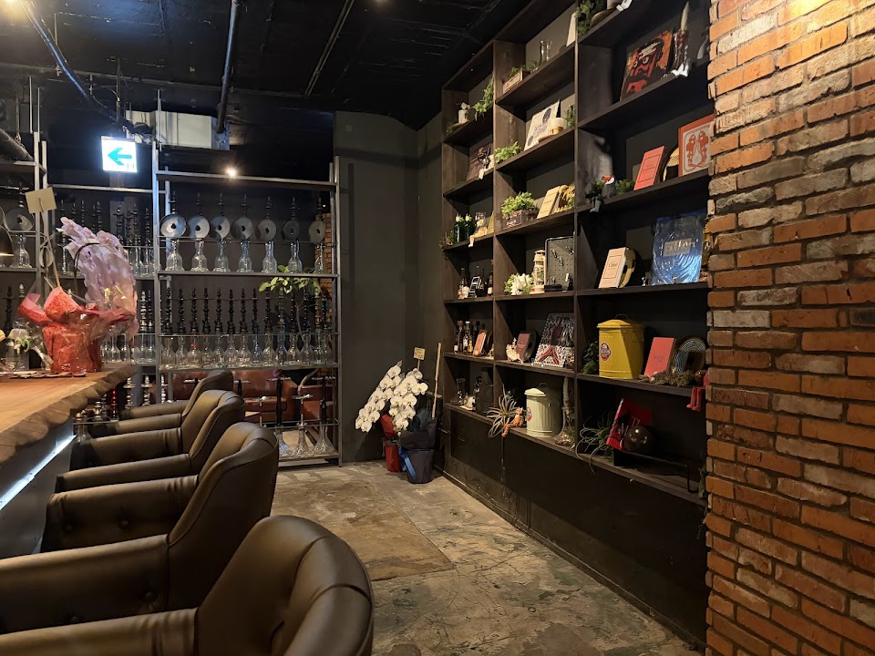 Shisha Cafe&Bar Parasite 新宿・歌舞伎町店/新宿シーシャの写真 3枚目