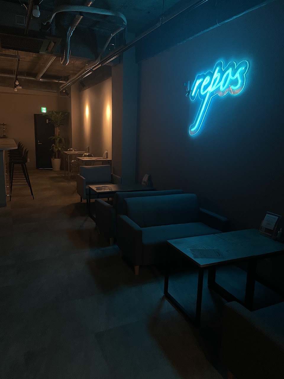 repos -ルポ- 天王寺シーシャカフェ&バーの写真 3枚目