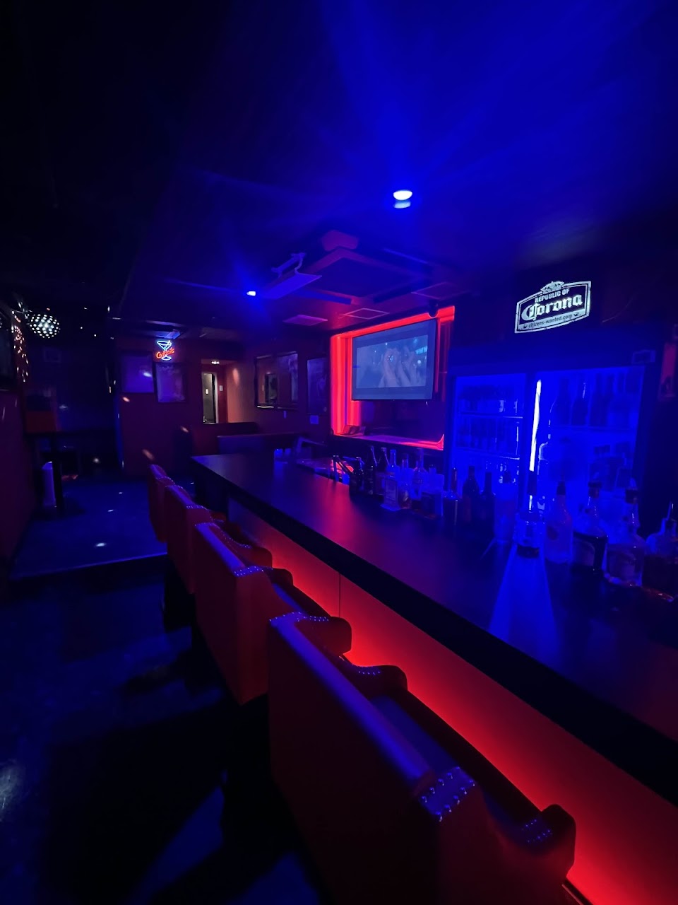Shisha&Music Bar NEXIA（ネクシア）の写真 3枚目