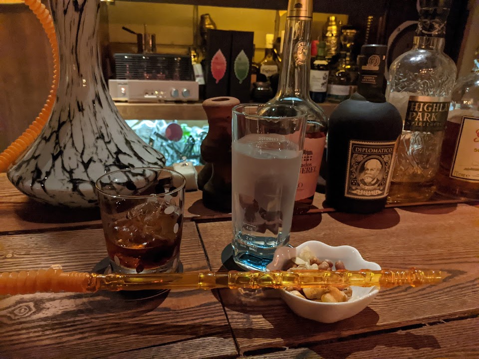 シーシャ & ロックバー ウッドストック 池袋東口の写真 2枚目