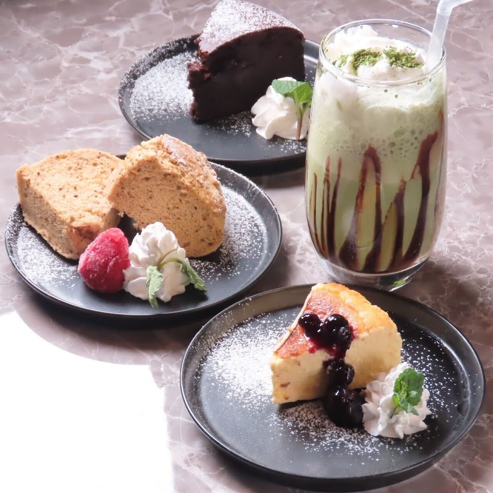 Shishacafe&bar(シーシャカフェアンドバー) ZION (ザイオン)の写真 2枚目