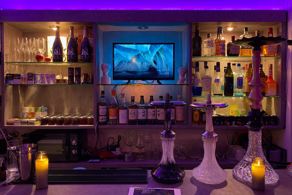 Shisha Cafe＆Bar Apple Smoke（シーシャカフェ&バー アップルスモーク）