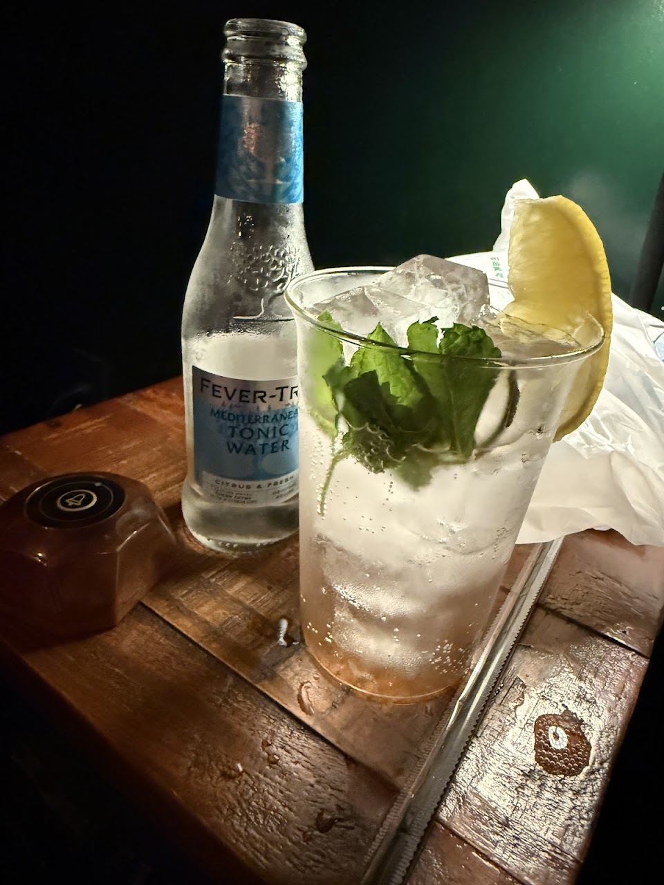 YOTTE Shisha Lounge 水金日朝11:00まで 3