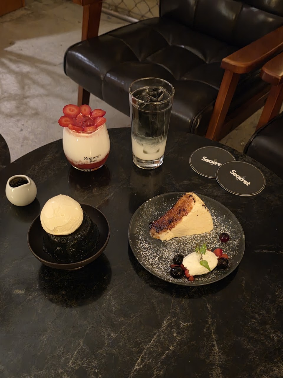 Seacret Base Cafe&Shisha Bar/シークレットベース カフェ&シーシャバー中目黒の写真 3枚目