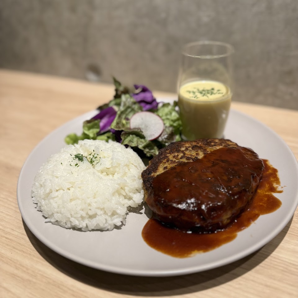 N.cafe 本町シーシャ shinsaibashi shisha cafeの写真 3枚目