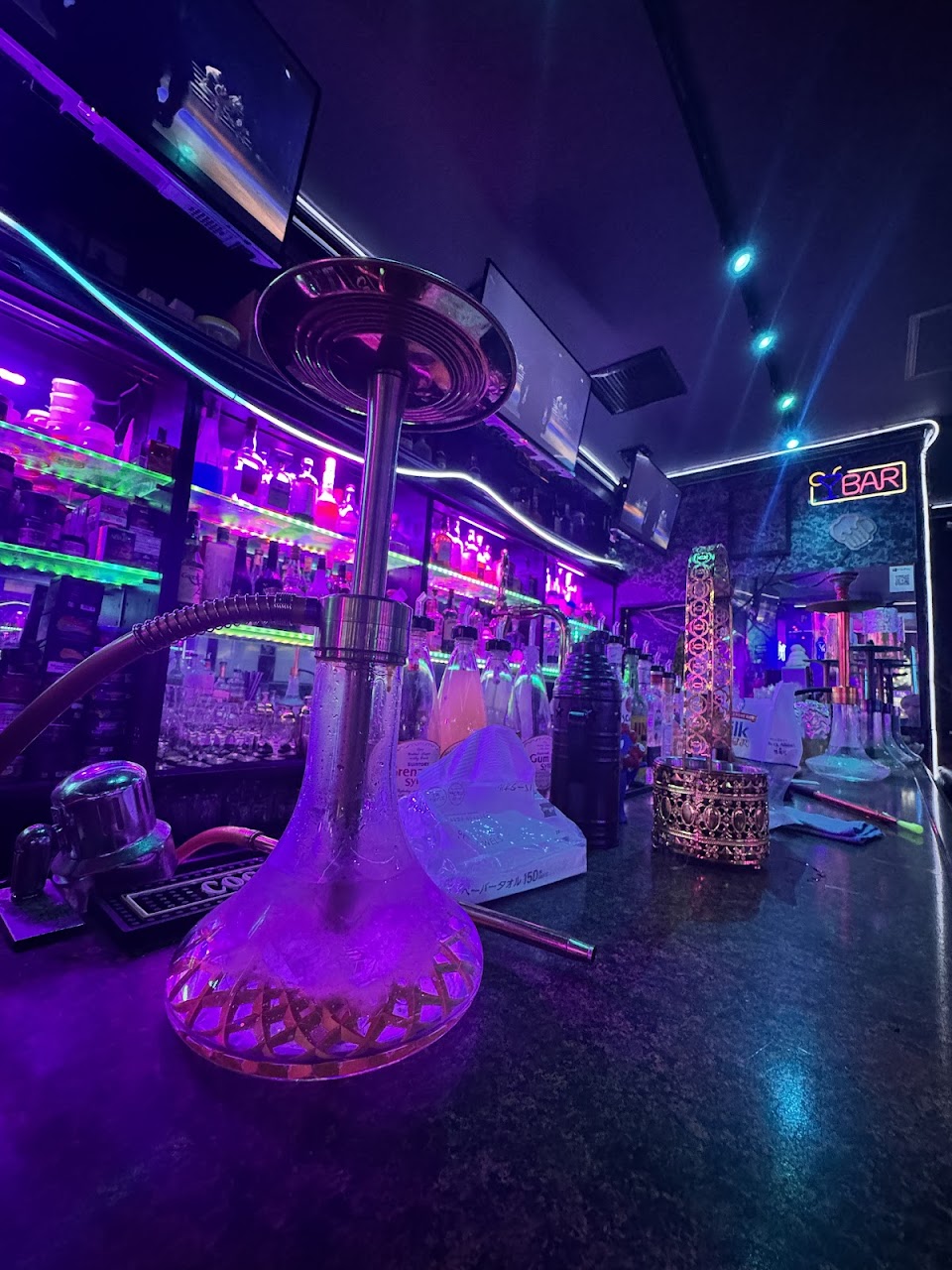 BAR CODE Yokohama シーシャ＆ダーツ、カラオケの写真 3枚目
