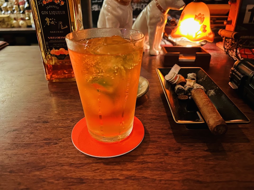 ALFIES BAR