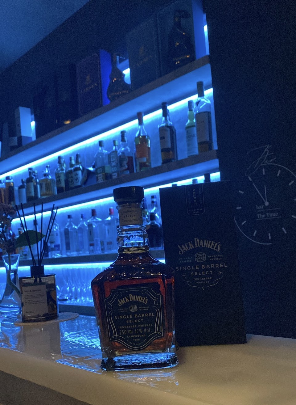 Bar The Time