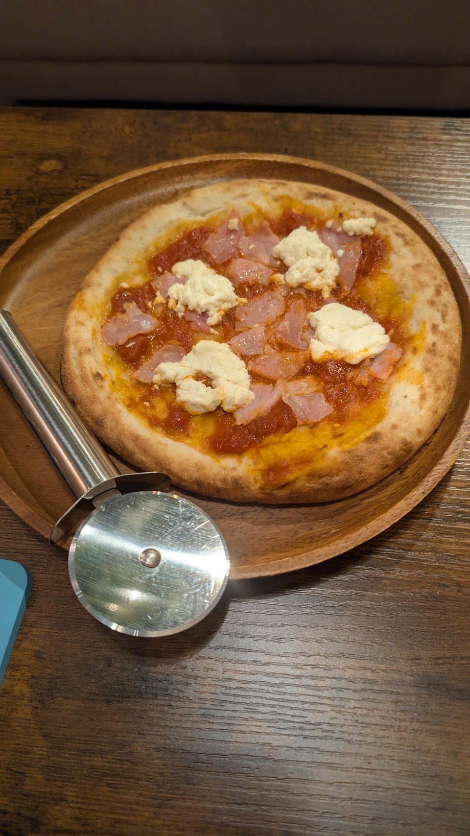 シーシャ カフェ&バー C.STAND(シースタンド)新潟店