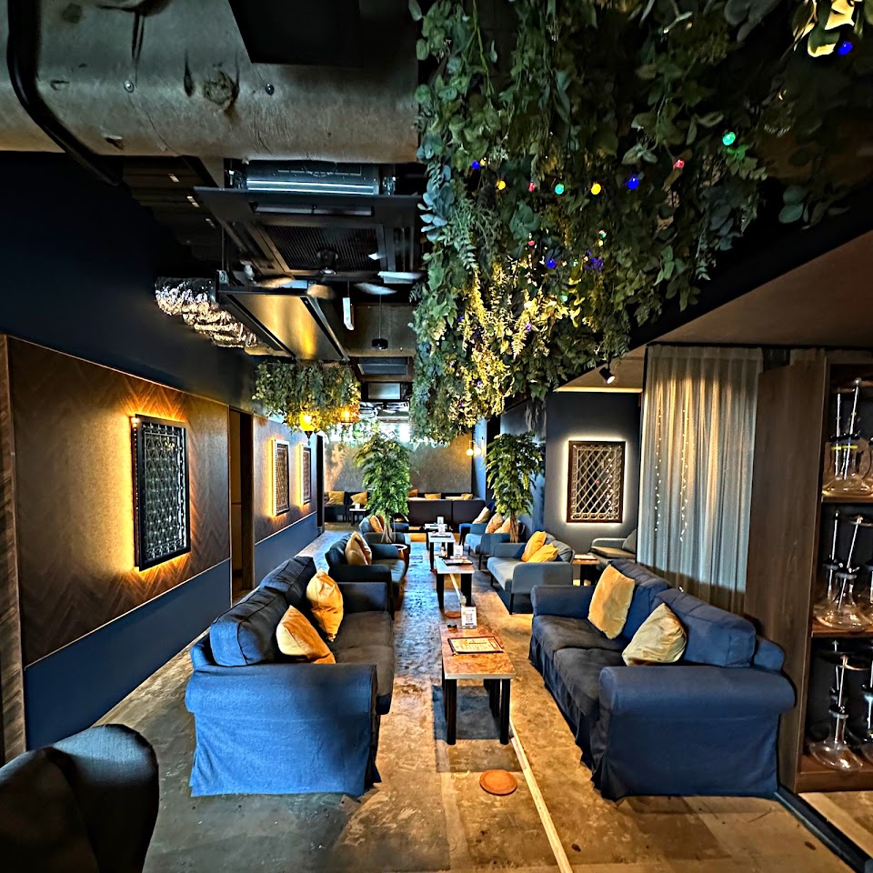 シーシャ カフェ&バー C.STAND（シースタンド）天神大名店の写真 3枚目
